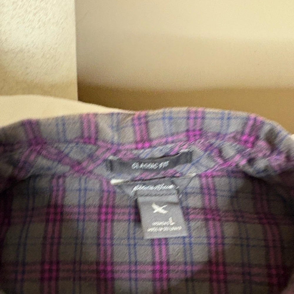 Eddie Bauer Top Womens L Pink White Plaid Button Up Shirt Flannel Cotton Pockets - Picture 4 of 4